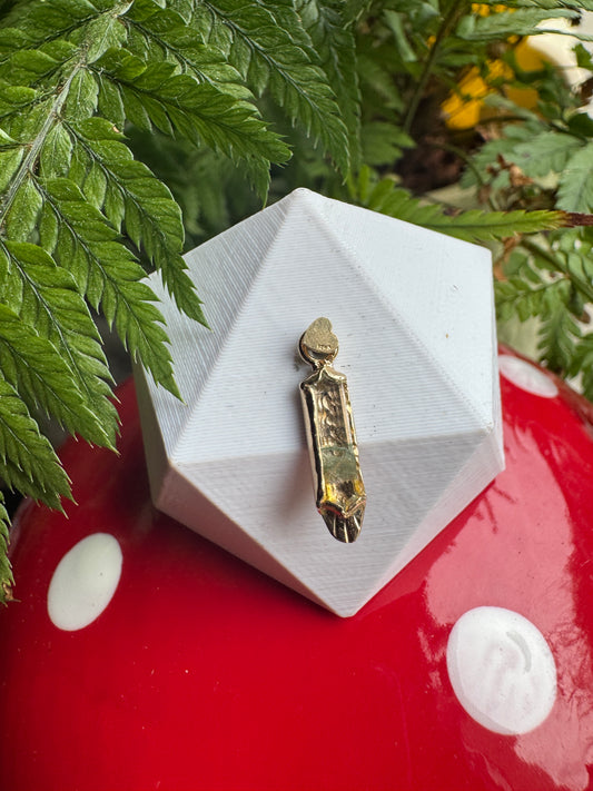 Come sail away - 14k YG quartz with chlorite