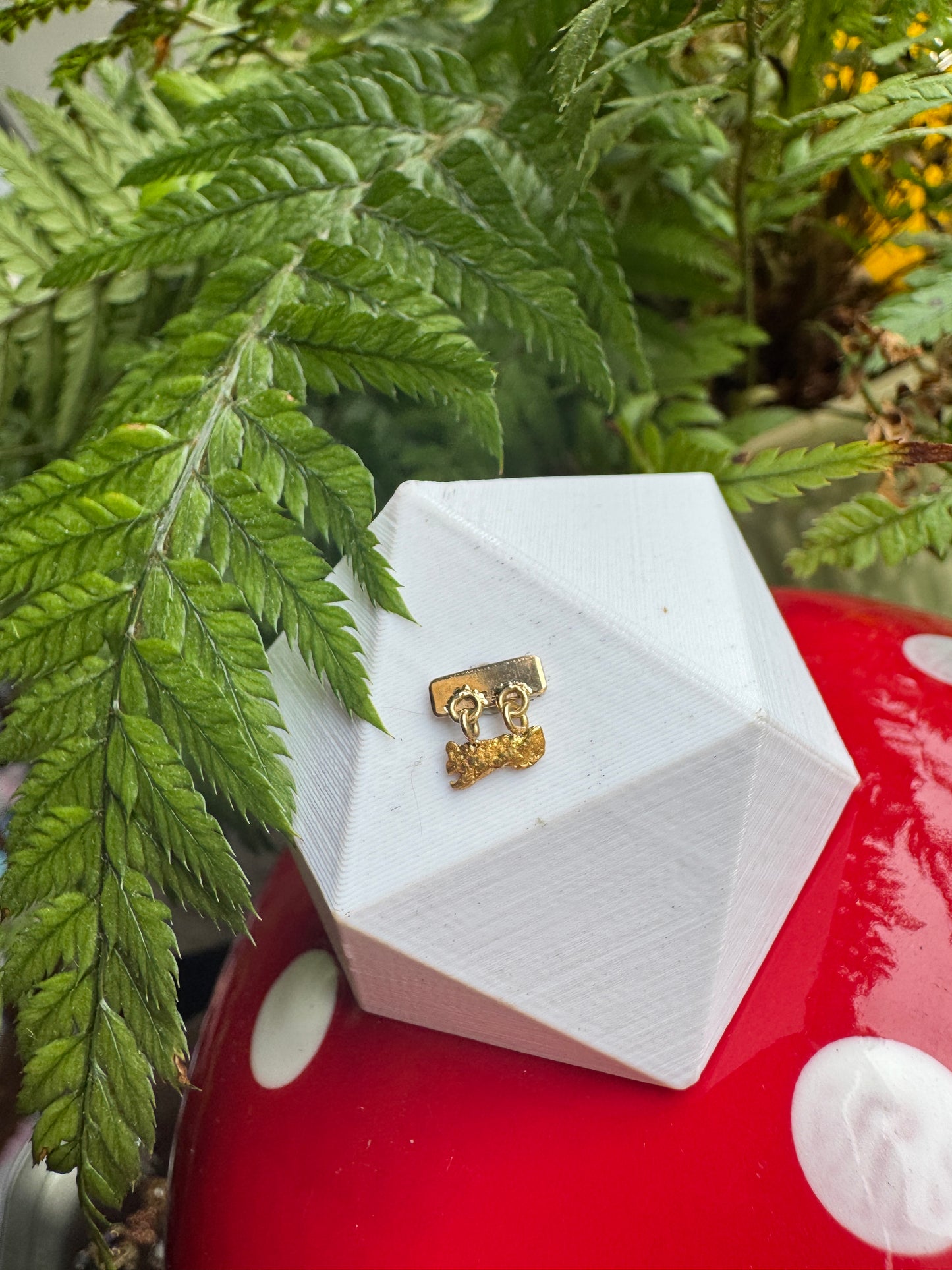 Another Brick In The Wall - 14k YG with natural WA nuggets