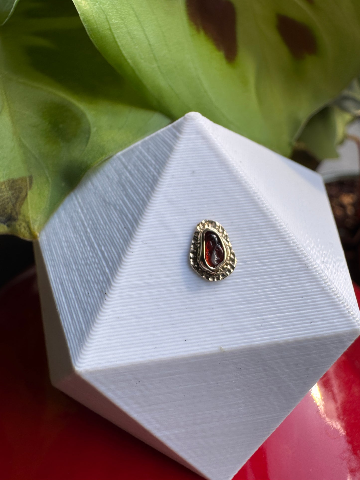 The geeks get the girls - YG & red garden quartz