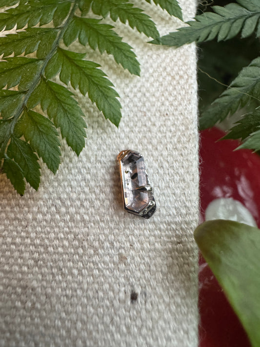 Evil thoughts - Platinum and dragon fruit quartz