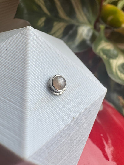 Incline - Platinum & Peach moonstone