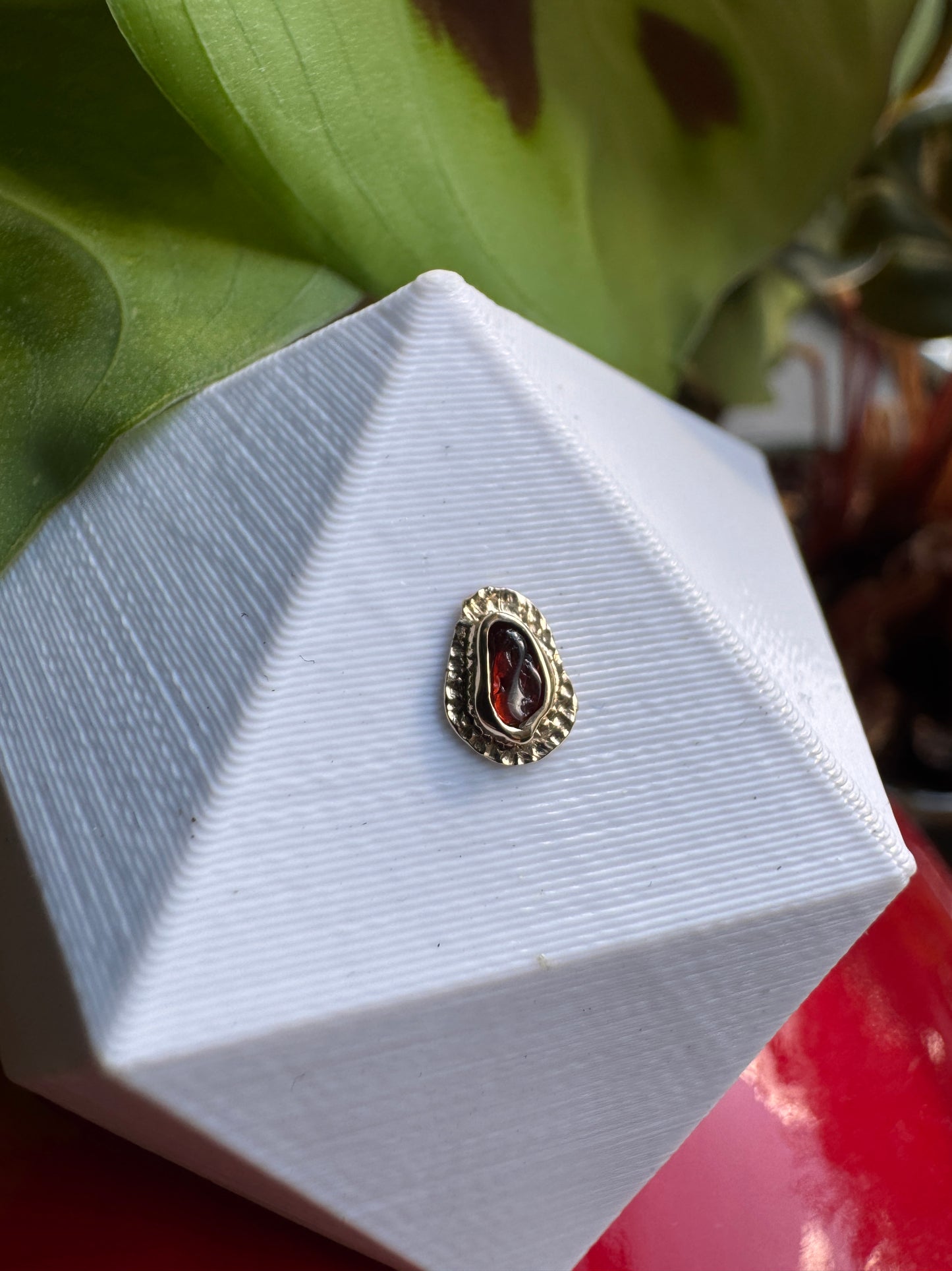 The geeks get the girls - YG & red garden quartz