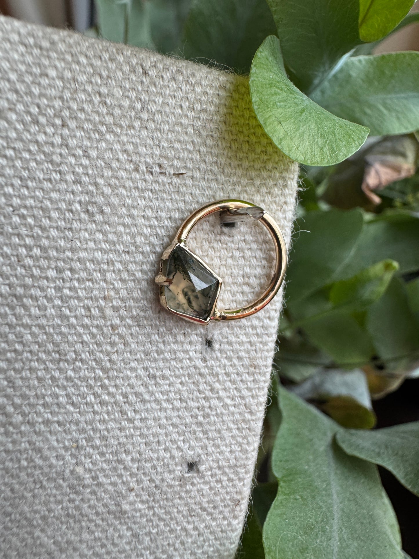 Make damn sure - YG & Moss agate ring