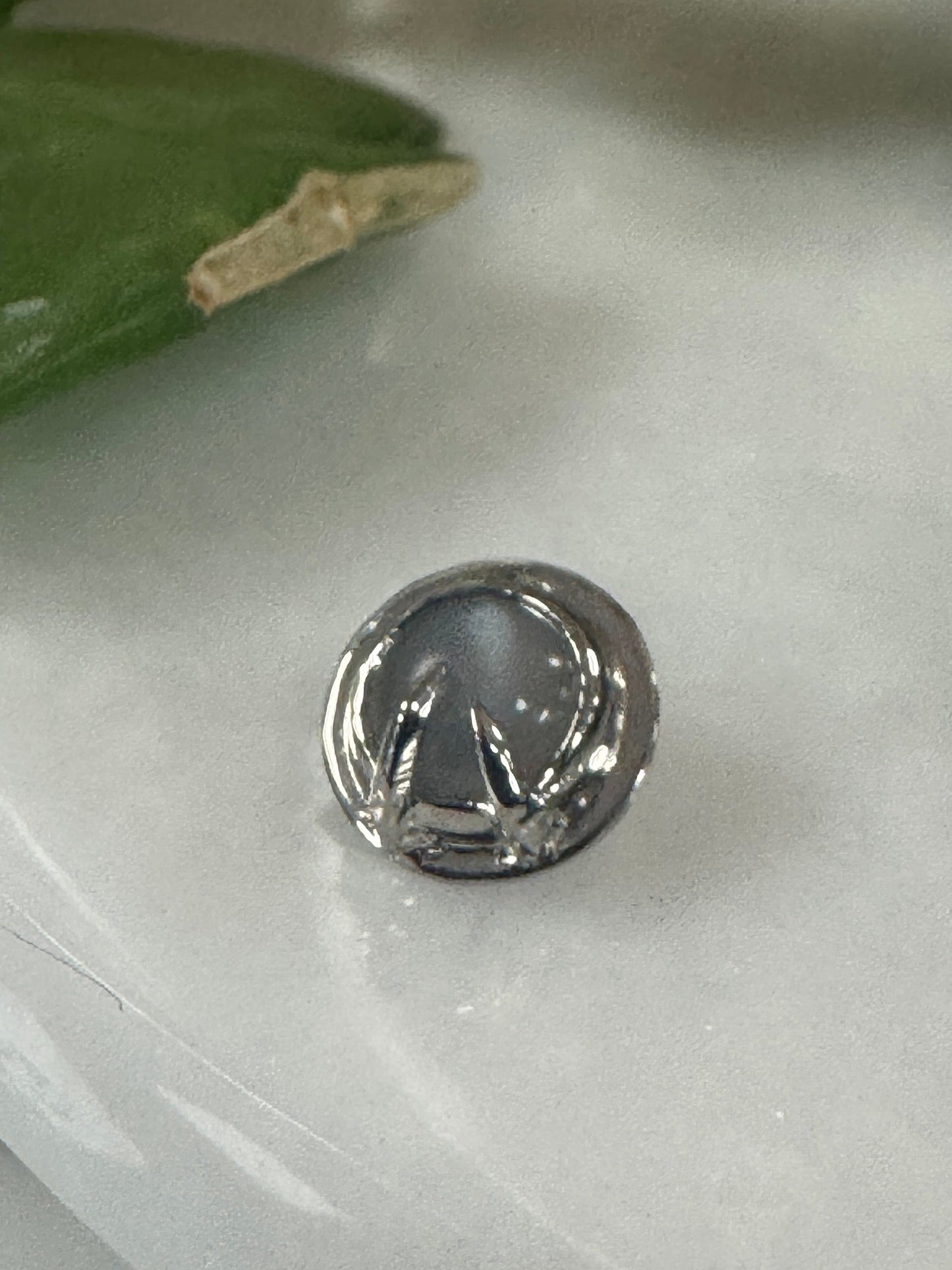 Devils haircut - Platinum & grey moonstone