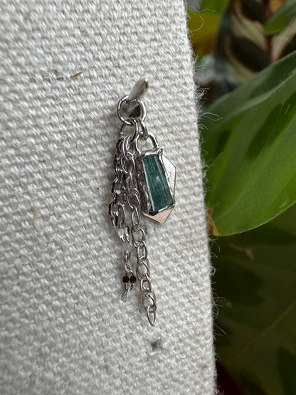 Beating in my chest - Platinum & raw tourmaline
