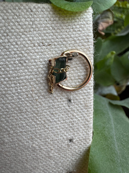 Use somebody - YG & raw green tourmaline ring