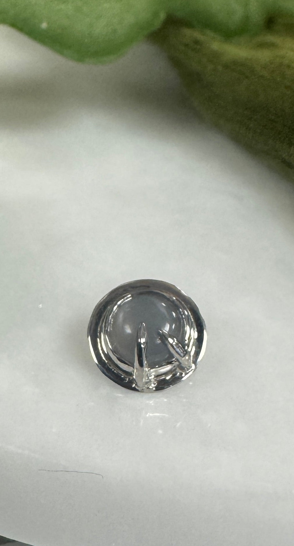 Devils haircut - Platinum & grey moonstone
