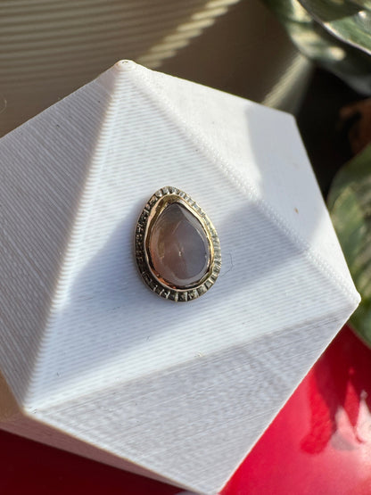 Sic transit Gloria - YG & Scottish banded lace agate