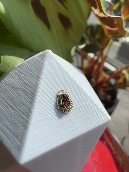 The geeks get the girls - YG & red garden quartz
